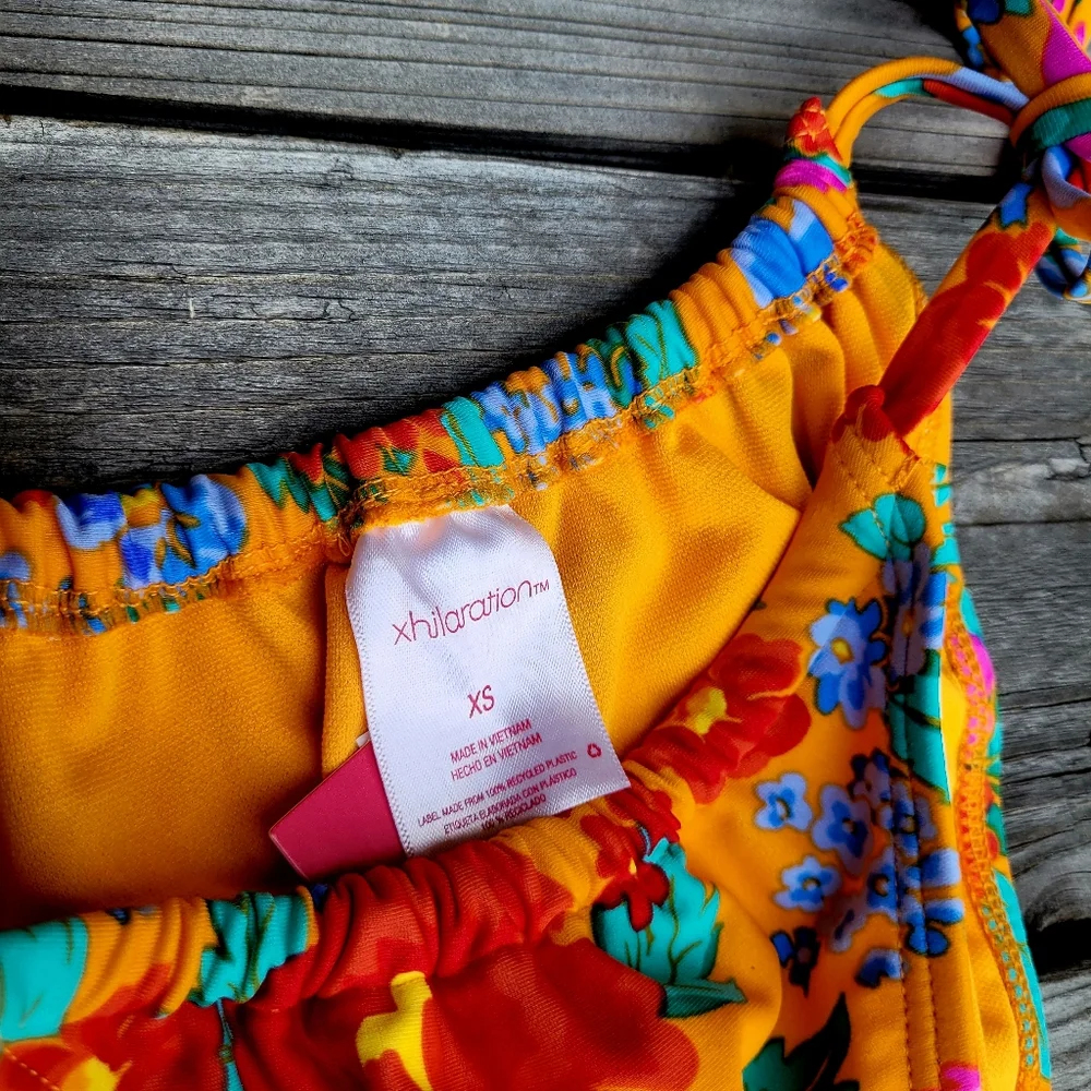 Xhilaration Swim Bottoms - Picture 2 of 5